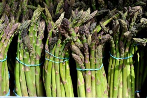 Organic asparagus from Alvarez Organic Farms. Copyright by Zachary D, Lyons.