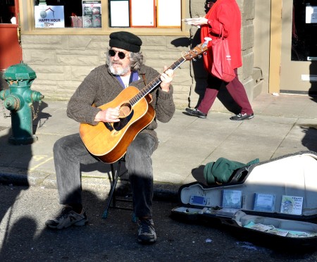 Jim Page performing at Ballard Farmers Market. Photo copyright 2013 by Zachary D. Lyons.